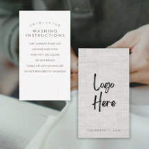 Moderne wasinstructies voor logo op grijze stof
