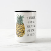 Moderne Waterverf ananas & positieve funny Quote Tweekleurige Koffiemok (Center)