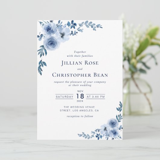 moderne waterverf blue floral bruiloft uitnodiging (Staand voorkant)