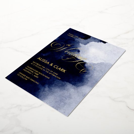 Moderne Waterverf donkerdonkernachtblauw Abstract Folie Uitnodiging (Gedraaid)