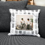 Moderne Waterverf | Foto Kussen<br><div class="desc">Kussens zorgen voor doordachte en praktische geschenken, die de ontvanger troost en ontspanning bieden. Hier is een beschrijving van kussens als een geschenk: Geef het geschenk van ultiem comfort en ontspanning met deze luxe kussens. Deze kussens zijn gemaakt met de beste materialen en zijn ontworpen om een zalige slaapervaring te...</div>