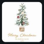 Moderne Waterverf gouden Ornamenten kerstboom Vierkante Sticker<br><div class="desc">Als u op zoek bent naar een eenvoudig minimalistisch mooi en gemakkelijk bewerkbaar Kerst sticker. Deze is perfect voor jou. En zoals je ziet, is het ontwerp voorzien van een waterverf handgemaakte en getekende kerstboom met ornamenten versiering in rood en goud. Met gouden typografie van vrolijk kerstfeest. En je familienaam...</div>