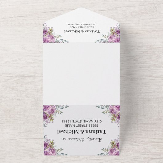 Moderne waterverf paarse bloemenbruiloft all in one uitnodiging (Buitenkant)