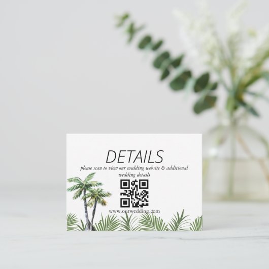 Moderne Waterverf Palm Tree Wedding QR-code Informatiekaartje (Staand voorkant)