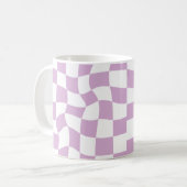 Moderne Wavy Checkerboard Paarse Mok (Voorkant links)
