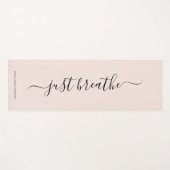 Moderne, wazige roze Breathe Elegant Script Name Yogamat (Voorkant (horizontaal))