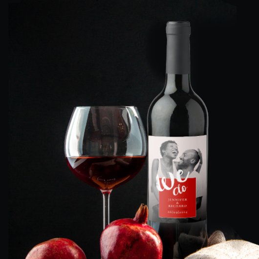 Moderne We Doen Rood Wit Penseel Script Trouwfoto Wijn Etiket