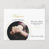 Moderne We Got Engaged Foto Verlovingsfeest Uitnodiging Briefkaart (Voorkant)