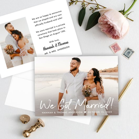 Moderne We Got Married witte script trouwfoto Aankondiging