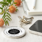 Moderne website voor bedrijfsnaam en aangepaste be sleutelhanger (Zijkant)