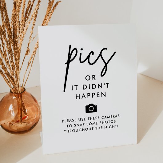 Moderne Wedding Camera Pics of het gebeurde niet Reclamebord Met Voetstuk