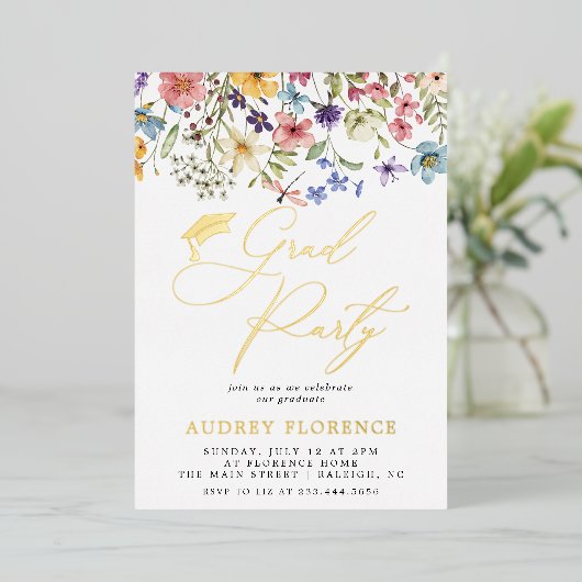 Moderne Wildbloemen Bloemen Foto Graduation Party Folie Uitnodiging (Staand Voorkant)