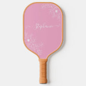 Moderne Wilde Bloem Roze Script Naam Elegante Bloe Pickleball Paddle (Voorkant)