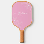 Moderne Wilde Bloem Roze Script Naam Elegante Bloe Pickleball Paddle (Achterkant)