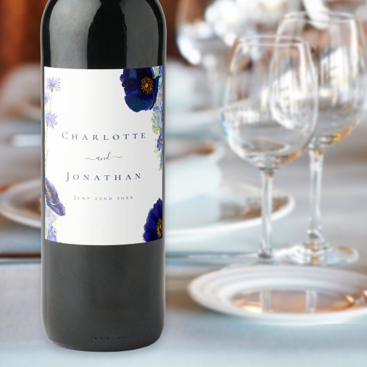 Moderne Wildflower Blauwe Bruiloft Wijn Etiket