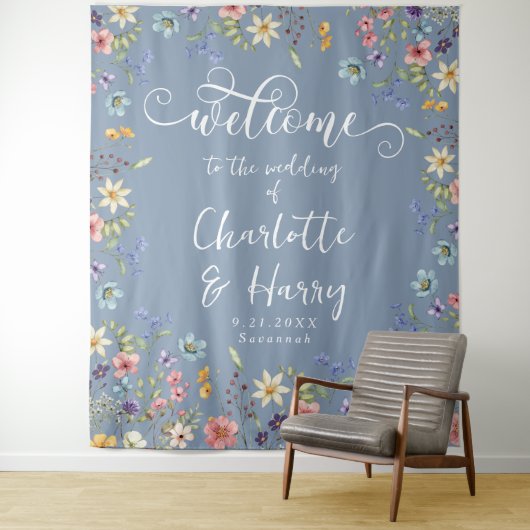 Moderne Wildflowers Blue Wedding Welkom achtergron Wandkleed (In situ)