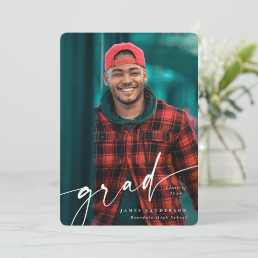 Moderne Wit Manuscript bekleding Twee Afstuderen v Aankondiging (Staand voorkant)