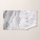 Moderne witte agaat zilveren monogram marmeren bad handdoek (Handdoek)