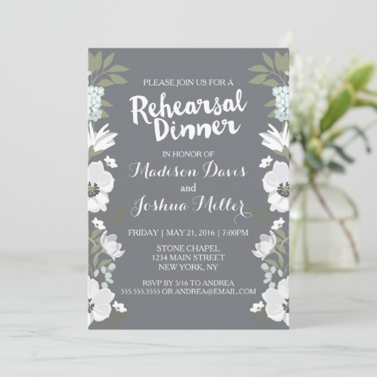 Moderne Witte Bloemen Repetitie Diner Uitnodiging (Staand voorkant)