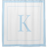 moderne witte en luchtblauwe monogram initiaal douchegordijn (Voorkant)