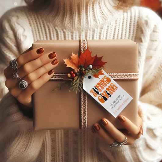 Moderne Witte Graffiti Thanksgiving Herfst Herfst Cadeaulabel