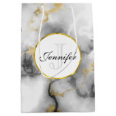 Moderne witte grijze marmer met Gold Ribbon Monogr Medium Cadeauzakje (Voorkant)