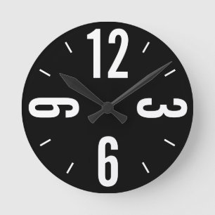 Moderne witte grote getallen op zwarte achtergrond ronde klok