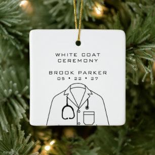 Moderne witte jas ceremonie Gefeliciteerd Keramisch Ornament