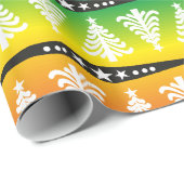 Moderne witte kerstbomen op regenboog cadeaupapier (Rol Hoek)