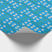 Moderne witte madeliefjes op Blauwgroen achtergron Cadeaupapier (Hoek)