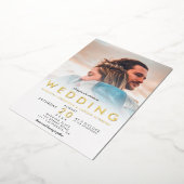 Moderne witte ombre simpele 2 foto's bruiloft folie uitnodiging (Gedraaid)