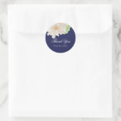 Moderne witte pioen en vetplanten op marine ronde sticker (Tas)