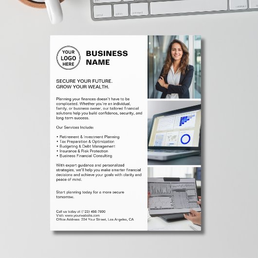 Moderne Witte Professionele Flyer voor Financiële