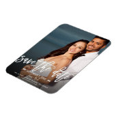 Moderne witte script save the date trouwfoto magneet (Linkerzijde)