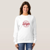 Moderne witte single en vrolijke print trui (Voorkant volledig)