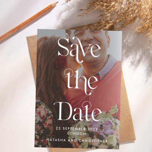 Moderne witte typografie Foto Vellum Overlay Style Save The Date