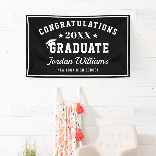 Moderne Witte Zwarte Klasse van 2024 Afstudeerfees Spandoek (Insitu)