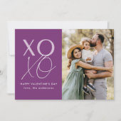 Moderne XOXO Paarse Valentijnsdag Foto Feestdagenkaart (Voorkant)
