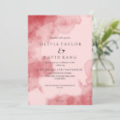 Moderne zachte Waterverf rode ombre bruiloft Kaart (Staand voorkant)