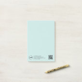 Moderne zakelijke Logo QR-code lichte Turquoise Post-it® Notes (Op bureau)