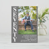 Moderne ZEVENTY Foto 70th Birthday Party Kaart (Staand voorkant)