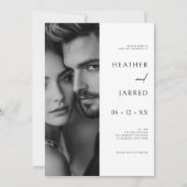 Moderne zijfoto zwart-wit QR-code bruiloft Kaart (Voorkant)