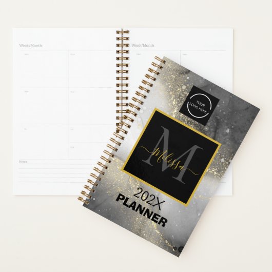 Moderne zilveren en gouden Logo & QR-Code Monogram Planner (Display)