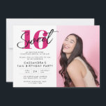 Moderne Zoete Zestien Verjaardag met Foto Kaart<br><div class="desc">Moderne Zoete Zestien Verjaardag met Fotouitnodiging</div>
