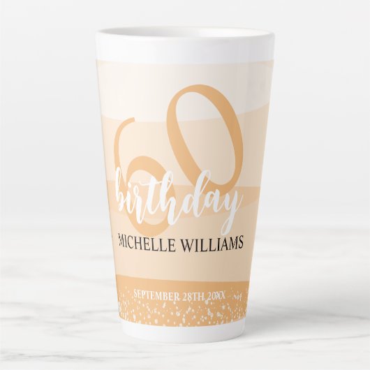 Moderne zomer verjaardagsfeestje in roze latte mok (Voorkant)