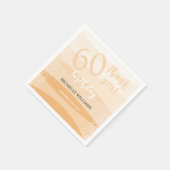 Moderne zomer verjaardagsfeestje in roze servet (Hoek)