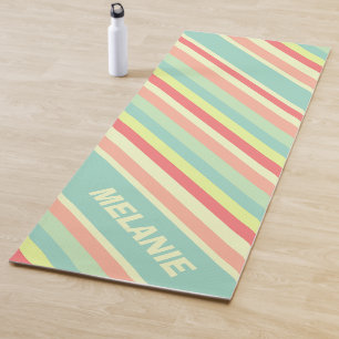 Moderne zomerkleurige diagonale strepes naam yogamat