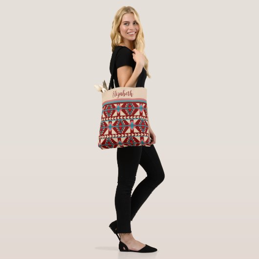 Moderne zuidwestelijke stijl tote bag (Op model)