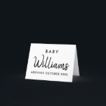 Moderne Zwangerschap Aankondiging Kaart<br><div class="desc">Moderne,  minimalistische,  gepersonaliseerde naambordjes voor zwangerschappen. Laat je vrienden en familie weten dat je verwacht met dit elegante,  minimale design.</div>