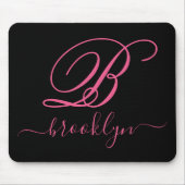 Moderne zwart-roze handgeschreven monogrammen van  muismat (Voorkant)